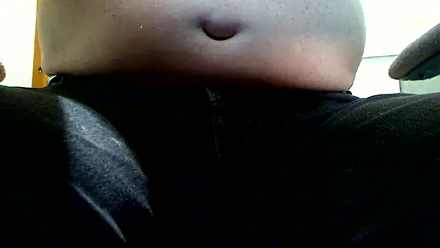 markluvskitty online show from 10/16/25, 03:24