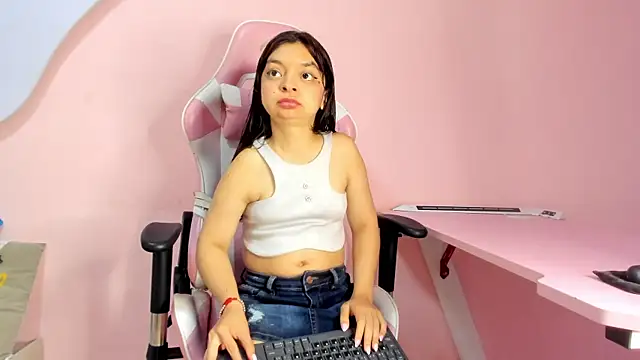 CharlotteMuller online show from 02/21/26, 07:37