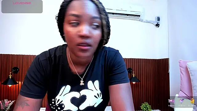 chanel brunette online show from 02/15/25, 06:01