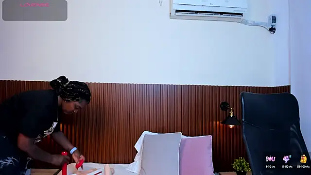 chanel brunette online show from 02/25/25, 06:20