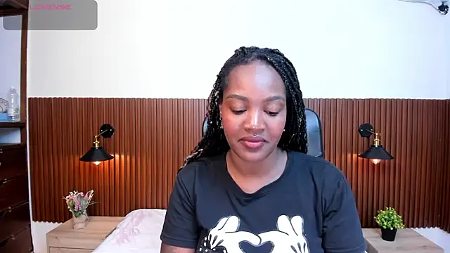 chanel brunette online show from 03/02/25, 12:01