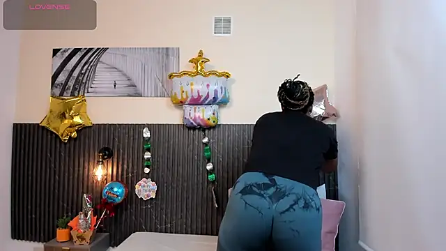 chanel brunette online show from 03/04/25, 05:56