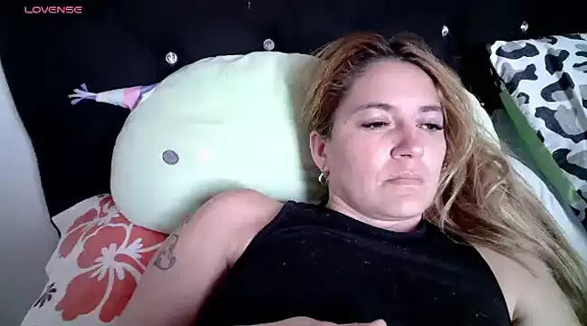 Izury Blondee online show from 01/16/25, 09:08