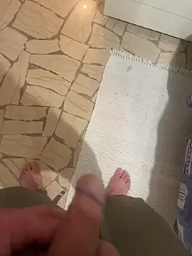 Snapshot of Edosxxl chatting on 04/21/26, 09:17 Edosxxl online show from 04/21/26, 09:17