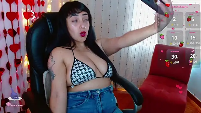 AmberGoddess  online show from 03/04/25, 05:45