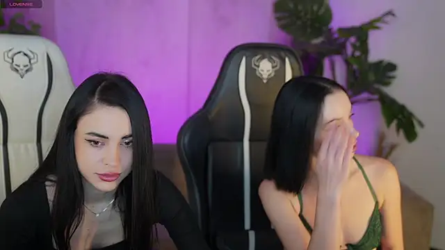 Tina Breeze online show from 12/15/25, 11:25