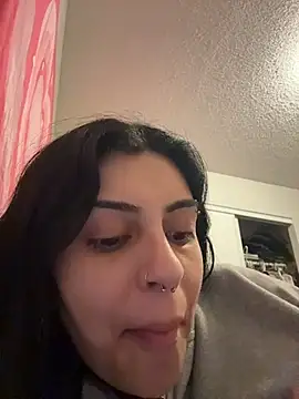 ThickerThanYoBitch online show from 02/06/26, 02:20