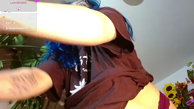 Evethereal online show from 12/17/24, 08:34