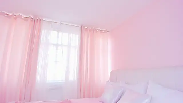 Snapshot of camila__joy chatting on 12/14/24, 07:03 camila joy online show from 12/14/24, 07:03