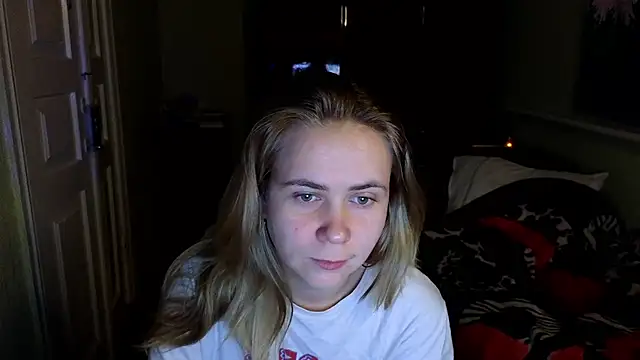 Riley Roo online show from 12/12/24, 06:42