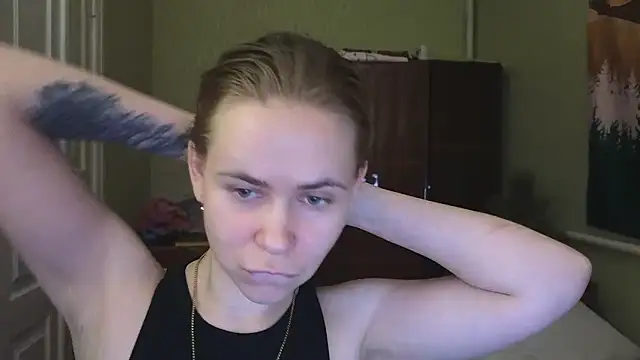 Riley Roo online show from 01/18/25, 10:28