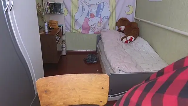 Snapshot of Riley_Roo chatting on 03/17/26, 09:12 Riley Roo online show from 03/17/26, 09:12