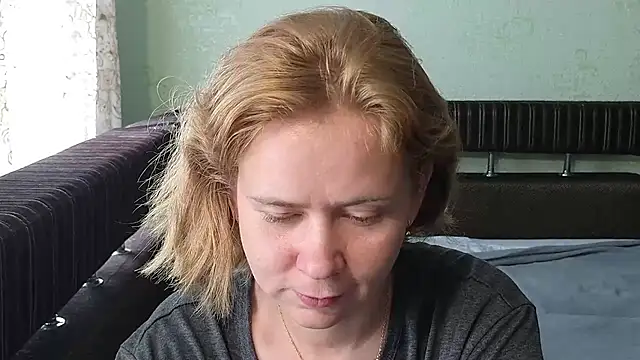 Riley Roo online show from 08/03/26, 09:04