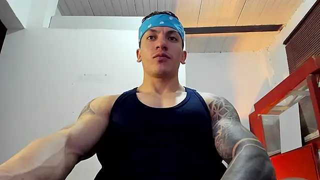 aquiles 51 online show from 11/12/25, 08:52