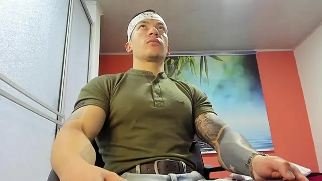 Snapshot of aquiles_51 chatting on 03/07/26, 11:40 aquiles 51 online show from 03/07/26, 11:40