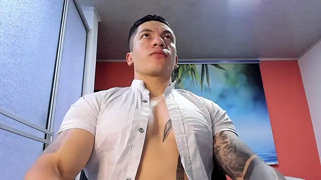 Snapshot of aquiles_51 chatting on 03/30/26, 08:43 aquiles 51 online show from 03/30/26, 08:43