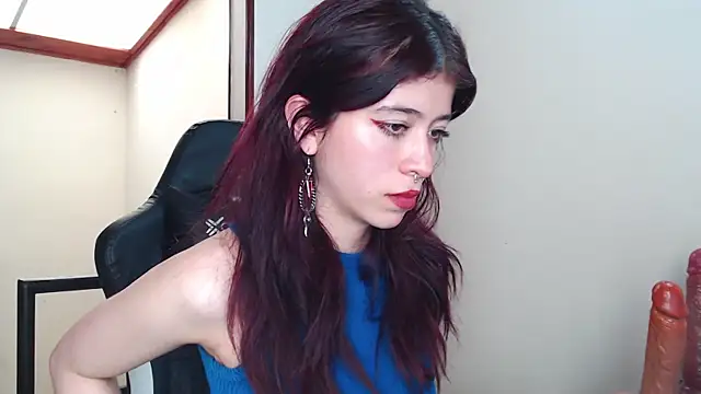 Snapshot of SuzzyyM chatting on 01/30/25, 05:28 SuzzyyM online show from 01/30/25, 05:28