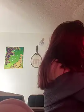 Snapshot of SuzzyyM chatting on 04/25/26, 11:46 SuzzyyM online show from 04/25/26, 11:46