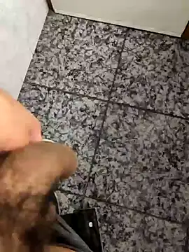 Snapshot of Montuni6 chatting on 03/20/25, 01:57 Montuni6 online show from 03/20/25, 01:57