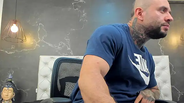 BruceDallas online show from 01/03/25, 11:33