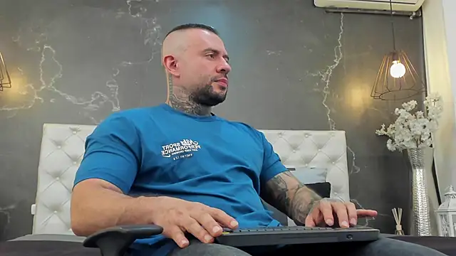 BruceDallas online show from 01/21/25, 11:55