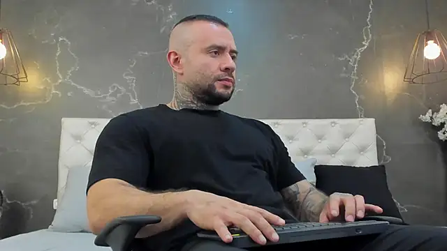 BruceDallas online show from 02/23/25, 01:57