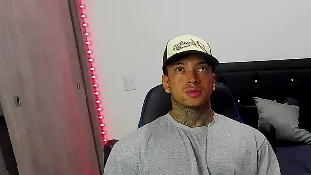 Stiven collins online show from 02/25/25, 01:09