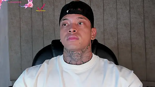 Snapshot of Stiven_collins chatting on 03/18/26, 08:06 Stiven collins online show from 03/18/26, 08:06