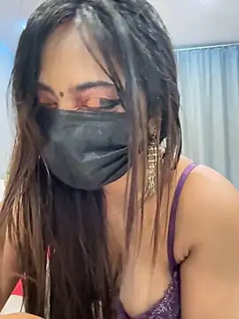 Snapshot of Monalisadon018 chatting on 12/20/24, 01:22 Monalisadon018 online show from 12/20/24, 01:22