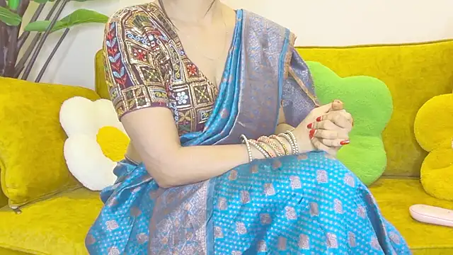 Monalisadon018 online show from 03/03/26, 03:29