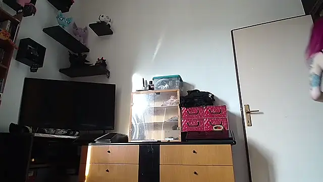 Snapshot of Honey2Bad chatting on 11/30/25, 08:51 Honey2Bad online show from 11/30/25, 08:51