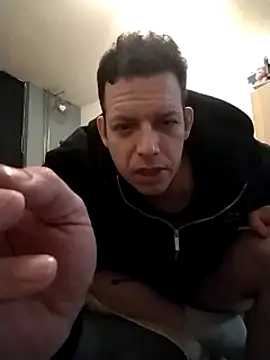 Knuffelstaaf123 online show from 01/07/25, 03:14