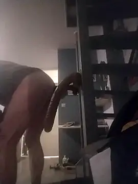 Knuffelstaaf123 online show from 02/03/25, 12:36