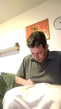 Knuffelstaaf123 online show from 09/18/25, 11:18