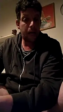 Snapshot of Knuffelstaaf123 chatting on 03/19/26, 08:57 Knuffelstaaf123 online show from 03/19/26, 08:57