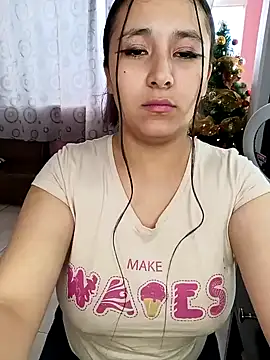 Snapshot of Cute_Penelope chatting on 12/17/24, 12:11 Cute Penelope online show from 12/17/24, 12:11