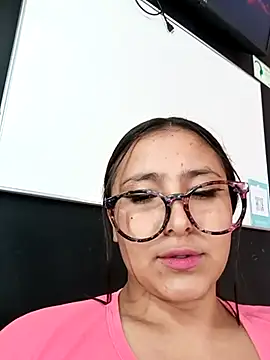 Snapshot of Cute_Penelope chatting on 02/13/25, 03:14 Cute Penelope online show from 02/13/25, 03:14