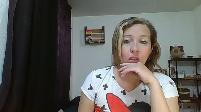 charlott ponce online show from 01/21/25, 12:36