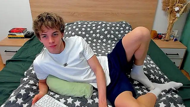 Fandi 777 online show from 12/03/24, 07:43