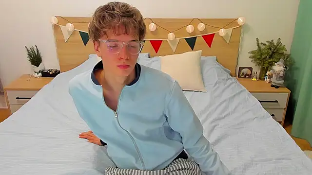 Fandi 777 online show from 01/12/25, 05:44