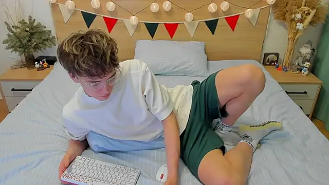 Fandi 777 online show from 01/28/25, 02:43