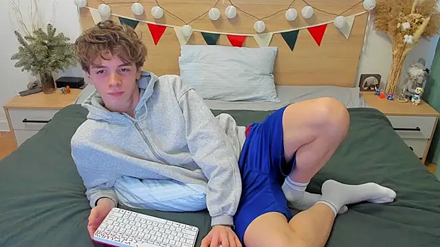 Fandi 777 online show from 02/01/25, 10:15