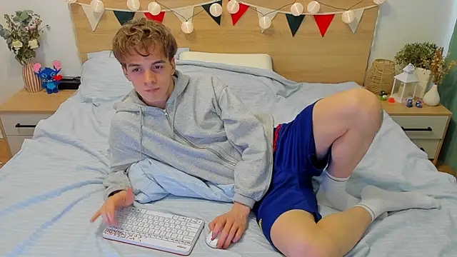 Fandi 777 online show from 02/28/25, 11:47