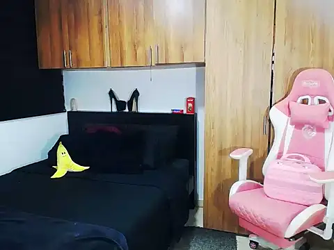 sweet temptation25 online show from 10/15/25, 10:15