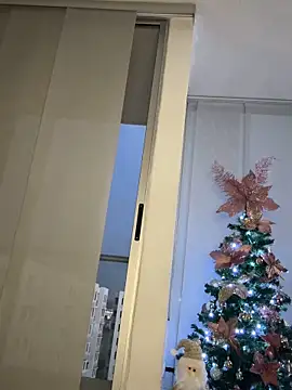 MollyJams-77 online show from 12/16/25, 10:59