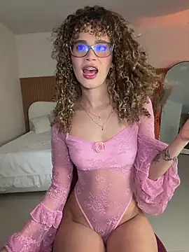 Snapshot of Lianh_Benett chatting on 03/06/26, 01:24 Lianh Benett online show from 03/06/26, 01:24