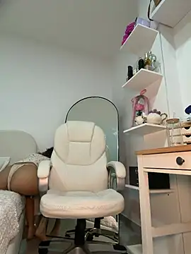 Snapshot of Lianh_Benett chatting on 05/01/26, 04:50 Lianh Benett online show from 05/01/26, 04:50