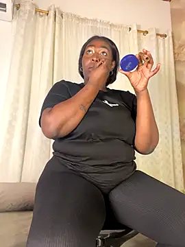 emilyrojas online show from 11/22/25, 11:31