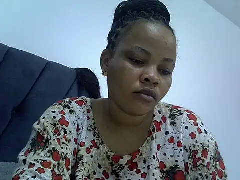 Snapshot of Amberay1 chatting on 04/20/26, 10:11 Amberay1 online show from 04/20/26, 10:11