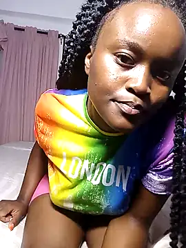 Snapshot of Bella045 chatting on 02/12/25, 07:24 Bella045 online show from 02/12/25, 07:24